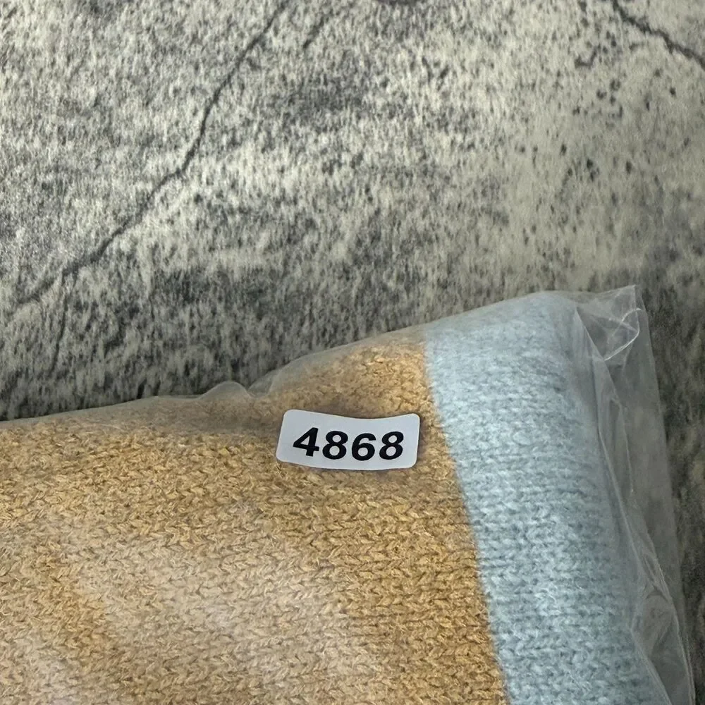 J.Crew‎ 100% Lambs wool Scarf Tan Gray Striped Unisex